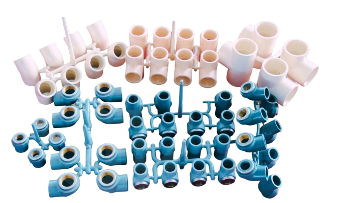 قالب تركيب الأنابيب CPVC